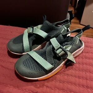 Women’s Chaco Odyssey size 7